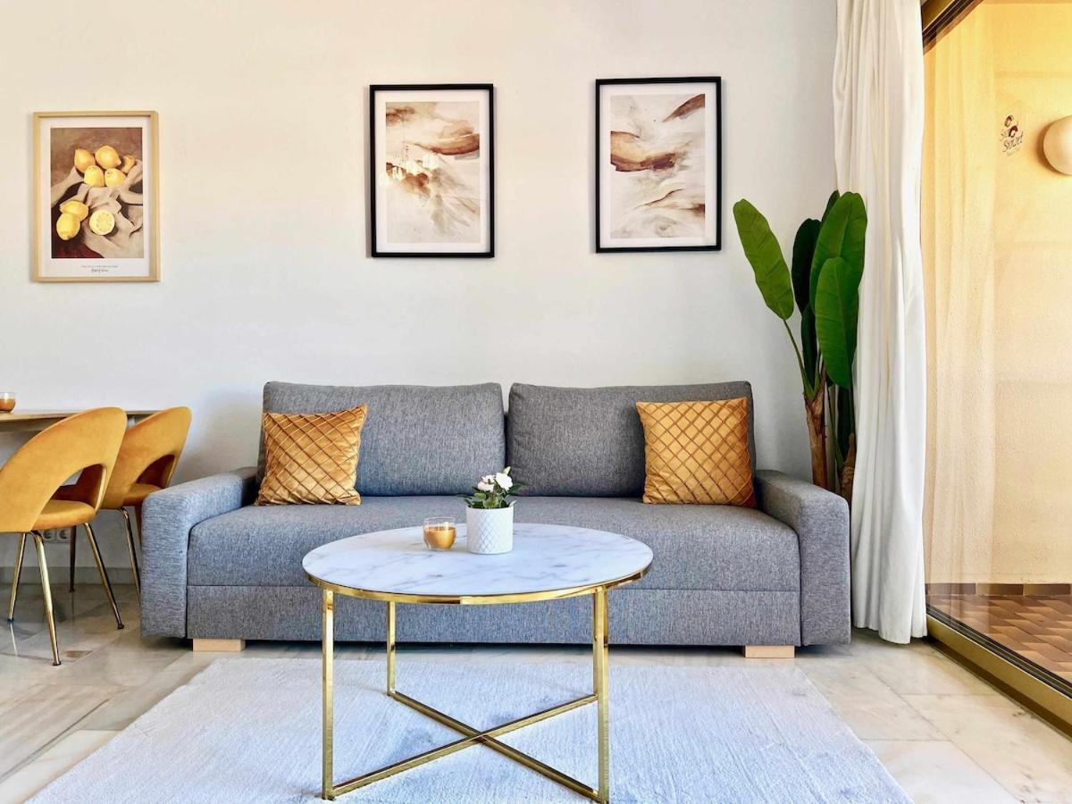 797 Holiday Rentals- Apartamento En Hotel Sunset Beach Frente Al Mar ベナルマデナ エクステリア 写真