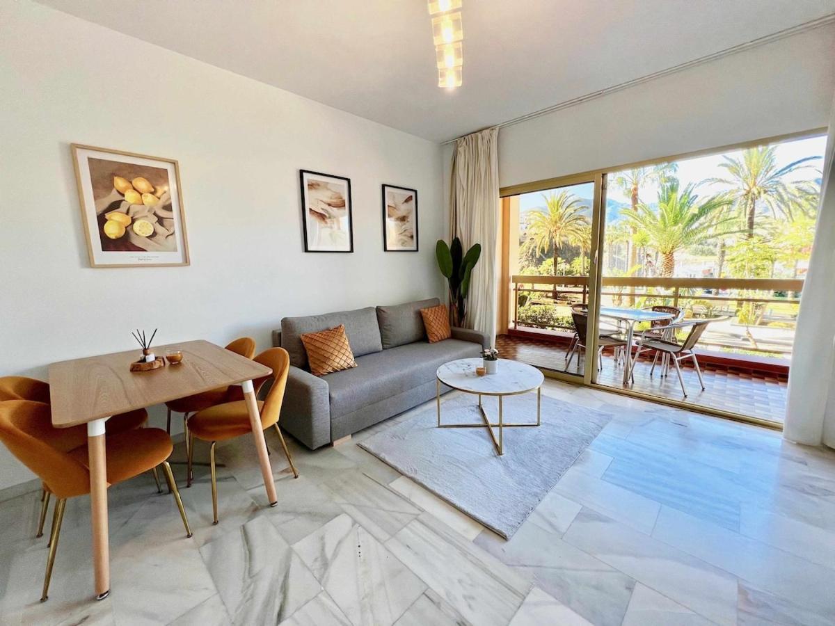 797 Holiday Rentals- Apartamento En Hotel Sunset Beach Frente Al Mar ベナルマデナ エクステリア 写真