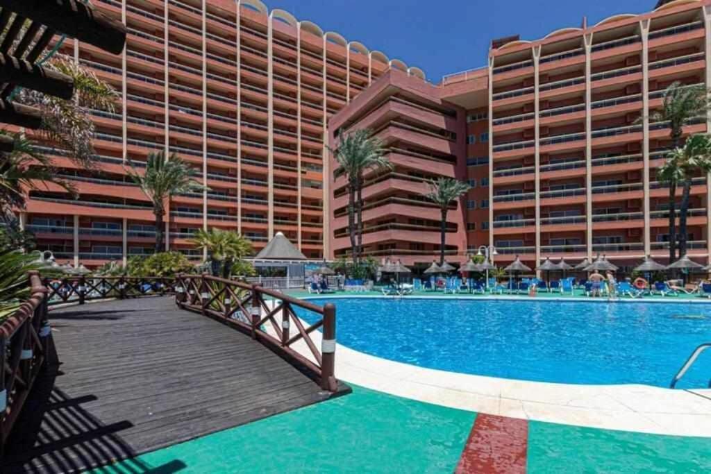 797 Holiday Rentals- Apartamento En Hotel Sunset Beach Frente Al Mar ベナルマデナ エクステリア 写真