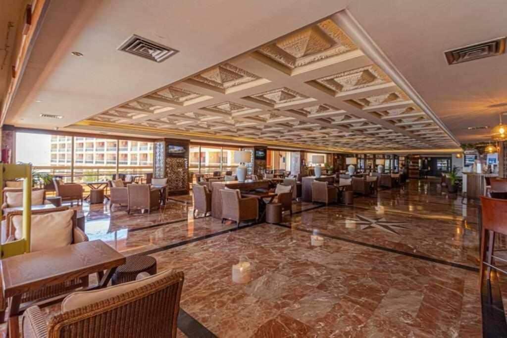 797 Holiday Rentals- Apartamento En Hotel Sunset Beach Frente Al Mar ベナルマデナ エクステリア 写真
