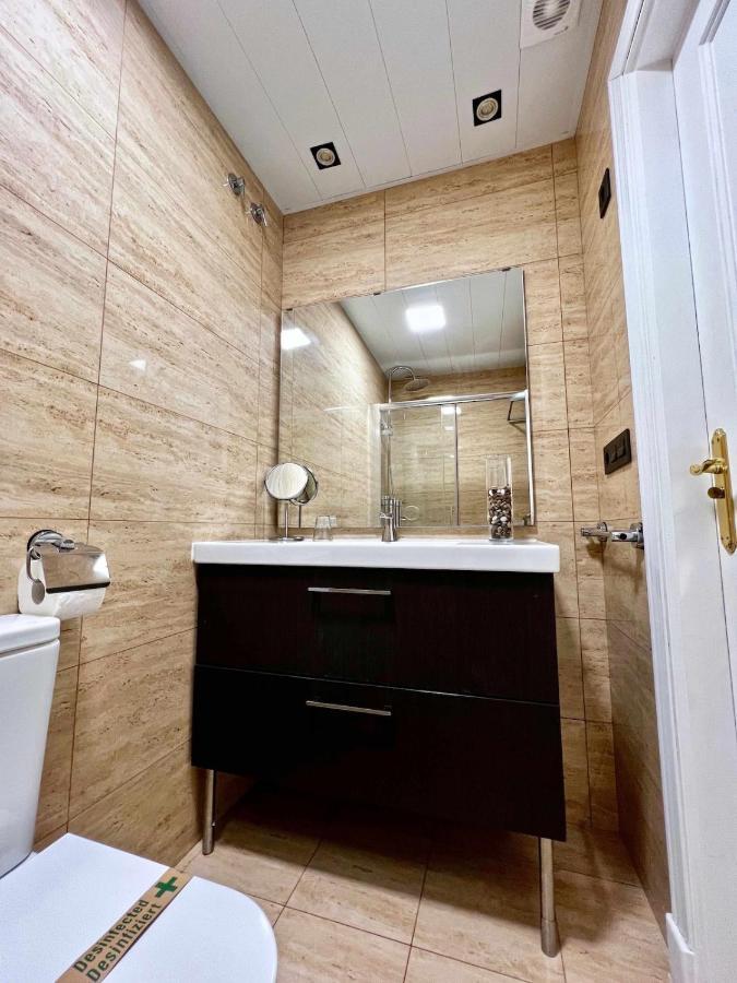 797 Holiday Rentals- Apartamento En Hotel Sunset Beach Frente Al Mar ベナルマデナ エクステリア 写真
