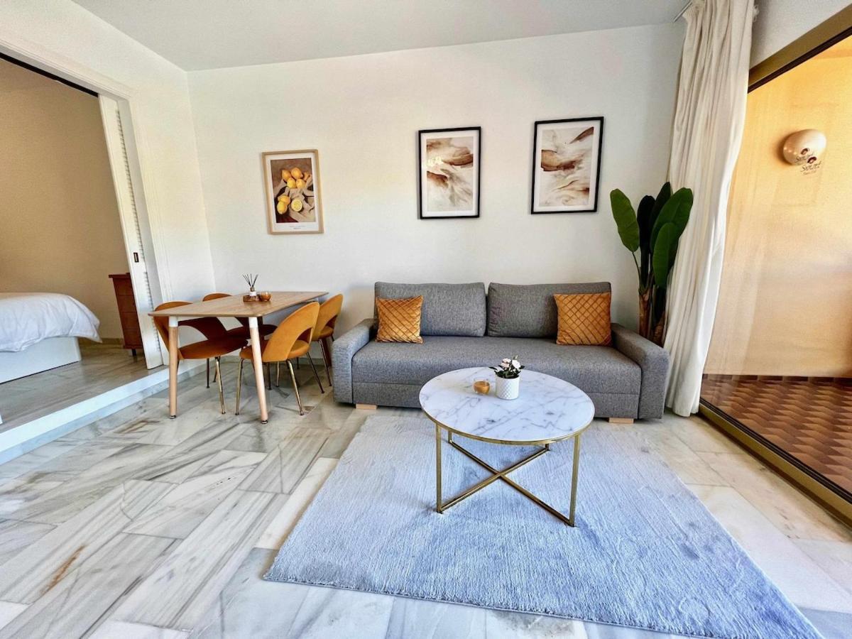 797 Holiday Rentals- Apartamento En Hotel Sunset Beach Frente Al Mar ベナルマデナ エクステリア 写真